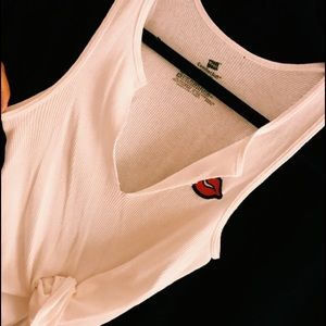 LIP PATCH TIE UP WIFE BEATER SHIRT